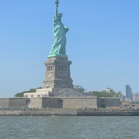 Meet your Posher, Alvin - Picture 1 of 2